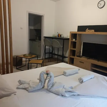 Hotel Duga 3*